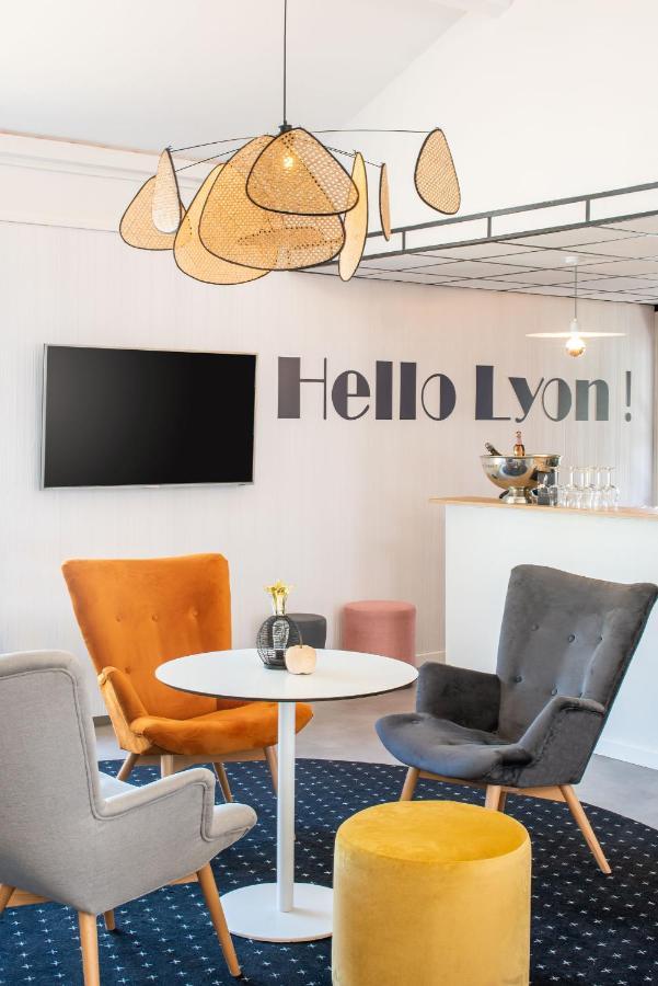 Kyriad Lyon Est - Saint Quentin Fallavier Екстер'єр фото
